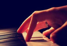 蓝鲸体育：[NBA]詹姆斯26分11助攻 主场不敌黄蜂.